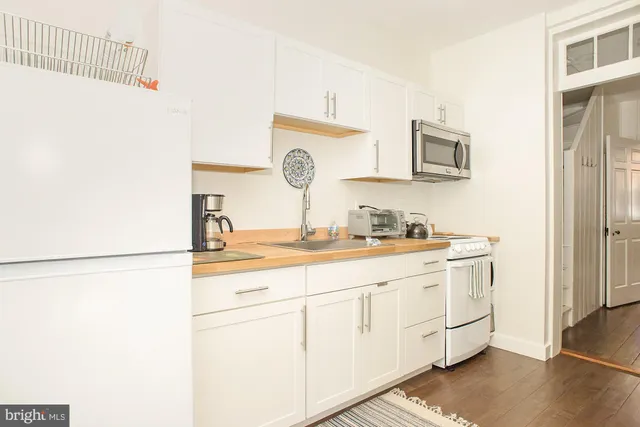 $1,650 | 123 Cathedral Street, Unit 1, Annapolis, MD 21401