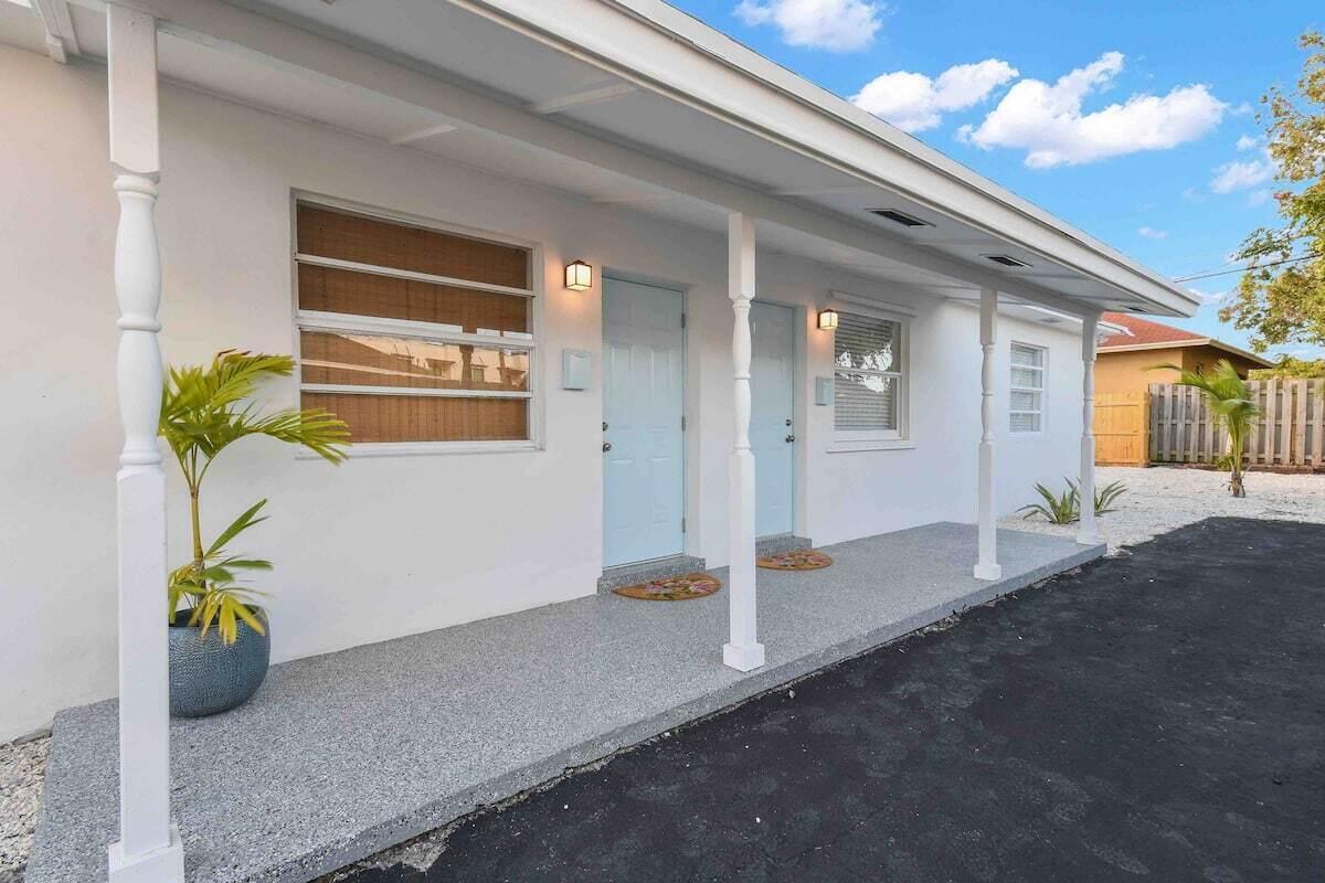 427 Conniston Road, Unit B West Palm Beach, FL 33405 - Photo 8 of 8 3d694ed5-a5d2-4e1f-980f-5a19524883f3