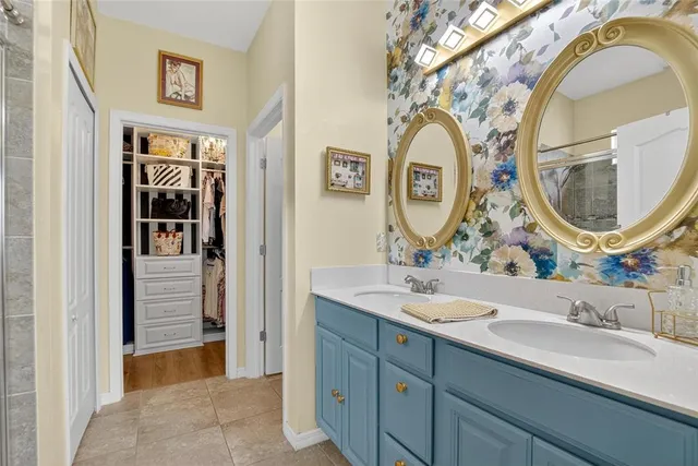 a view of outdoor space yard and patio