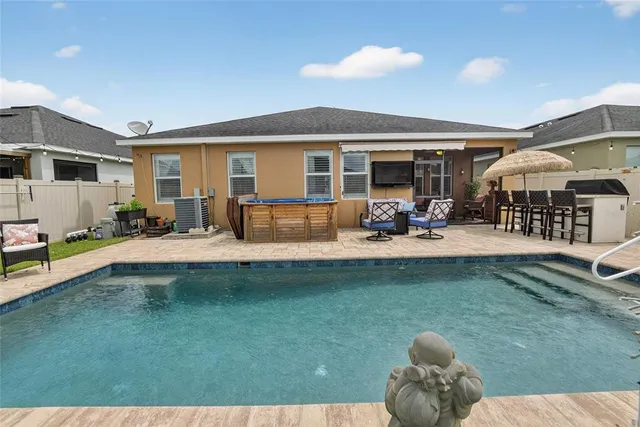 front view of house with a yard
