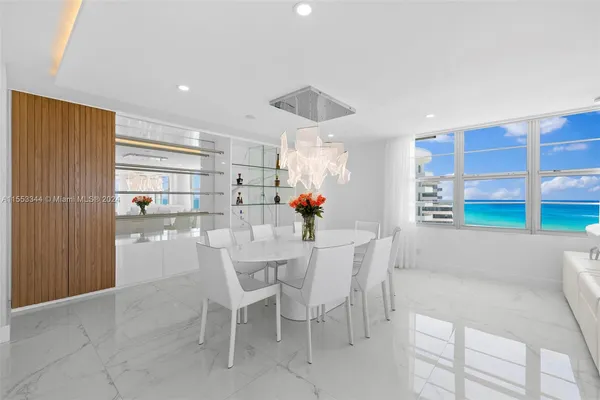 $11,000 | 5151 Collins Avenue, Unit 1527, Miami Beach, FL 33140