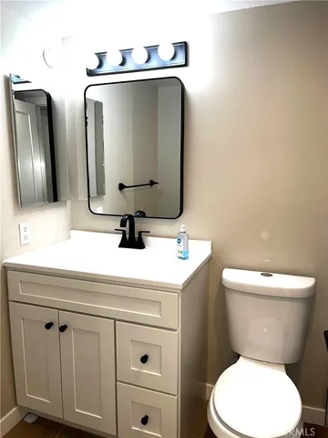 $2,900 | 20702 El Toro Road, Unit 202, Lake Forest, CA 92630