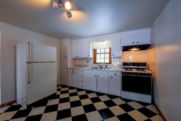 16 Beaver Brook Road Yarmouth, MA 02673 - Photo 14 of 26 Gallery Image 14