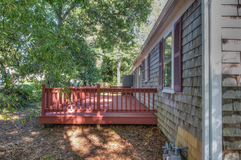 16 Beaver Brook Road Yarmouth, MA 02673 - Photo 5 of 26 Gallery Image 5