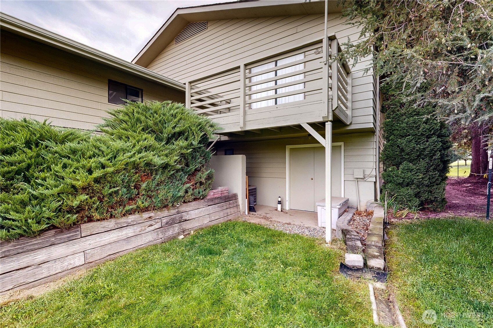 2441 Country Club Road Walla Walla, WA 99362 - Photo 4 of 37