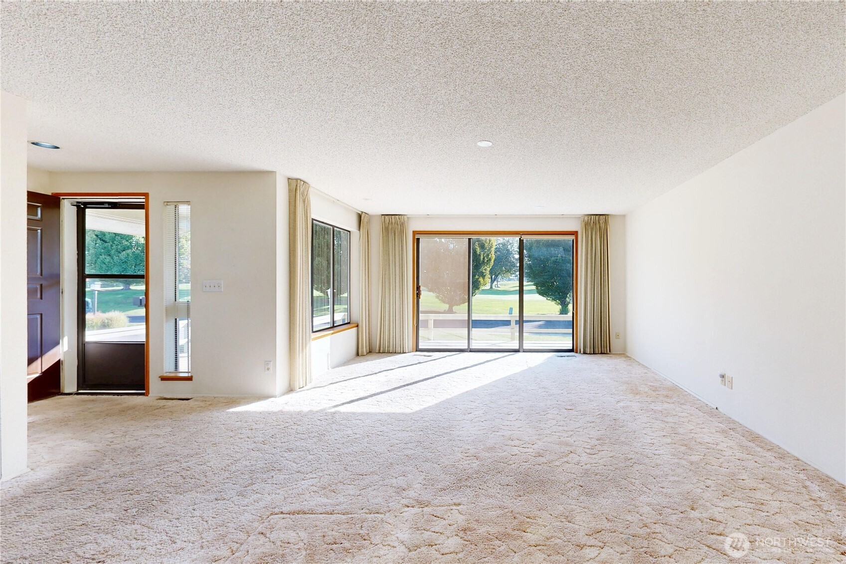 2441 Country Club Road Walla Walla, WA 99362 - Photo 10 of 37