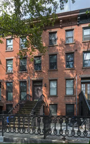 $2,400 | 294 Pavonia Avenue, Unit 2, Jersey City, NJ 07302