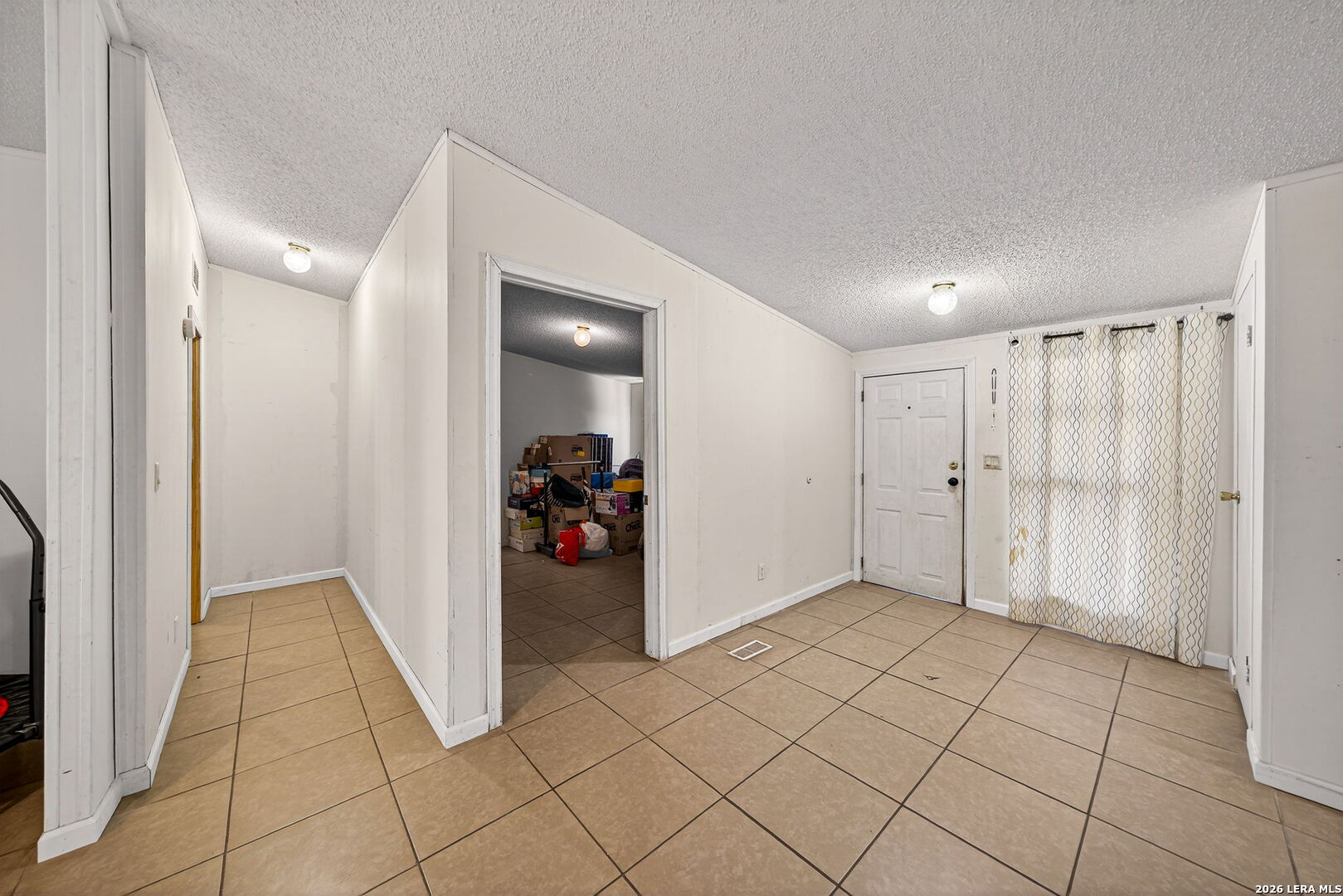 21960 Priest Road Elmendorf, TX 78112 - Photo 4 of 29 Gallery Image 4