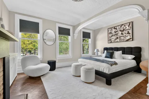 $2,499,000 | 22 West Hamilton Place, Jersey City, NJ 07302