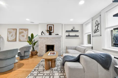 $2,499,000 | 22 West Hamilton Place, Jersey City, NJ 07302