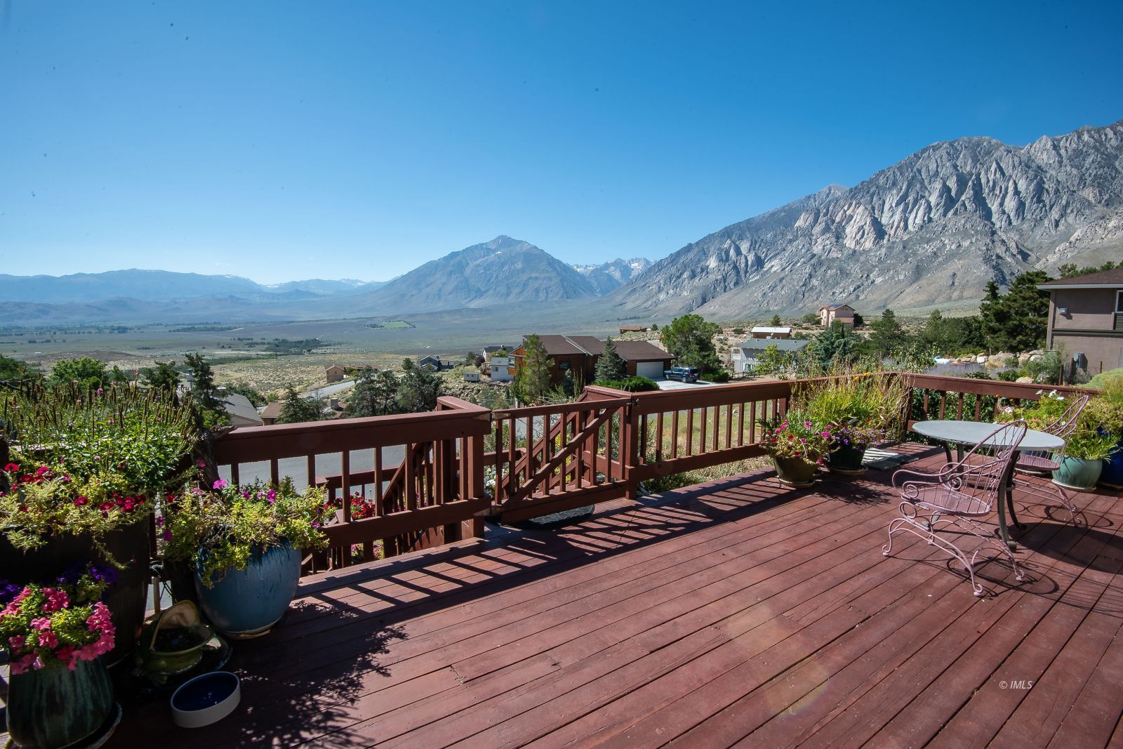 133 Summit Road Bishop, CA 93514 - Photo 1 of 21 Patio View