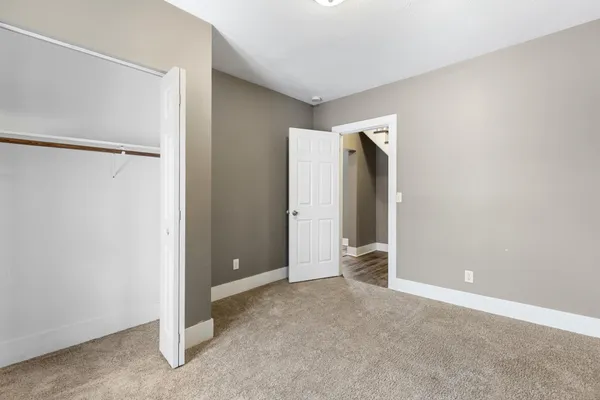 $184,900 | 110 Mill Street West, Winthrop, MN 55396