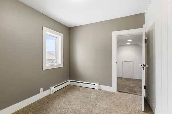 $184,900 | 110 Mill Street West, Winthrop, MN 55396