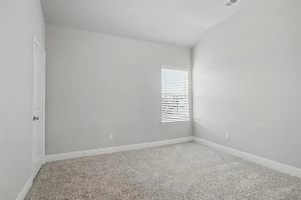 $2,550 | 209 Suma Drive, Euless, TX 76040