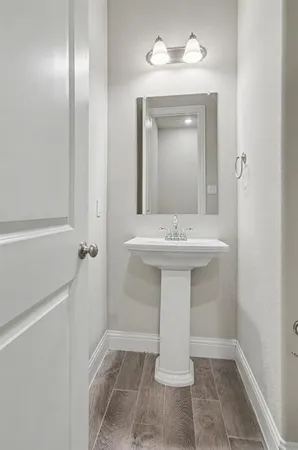 $2,550 | 209 Suma Drive, Euless, TX 76040