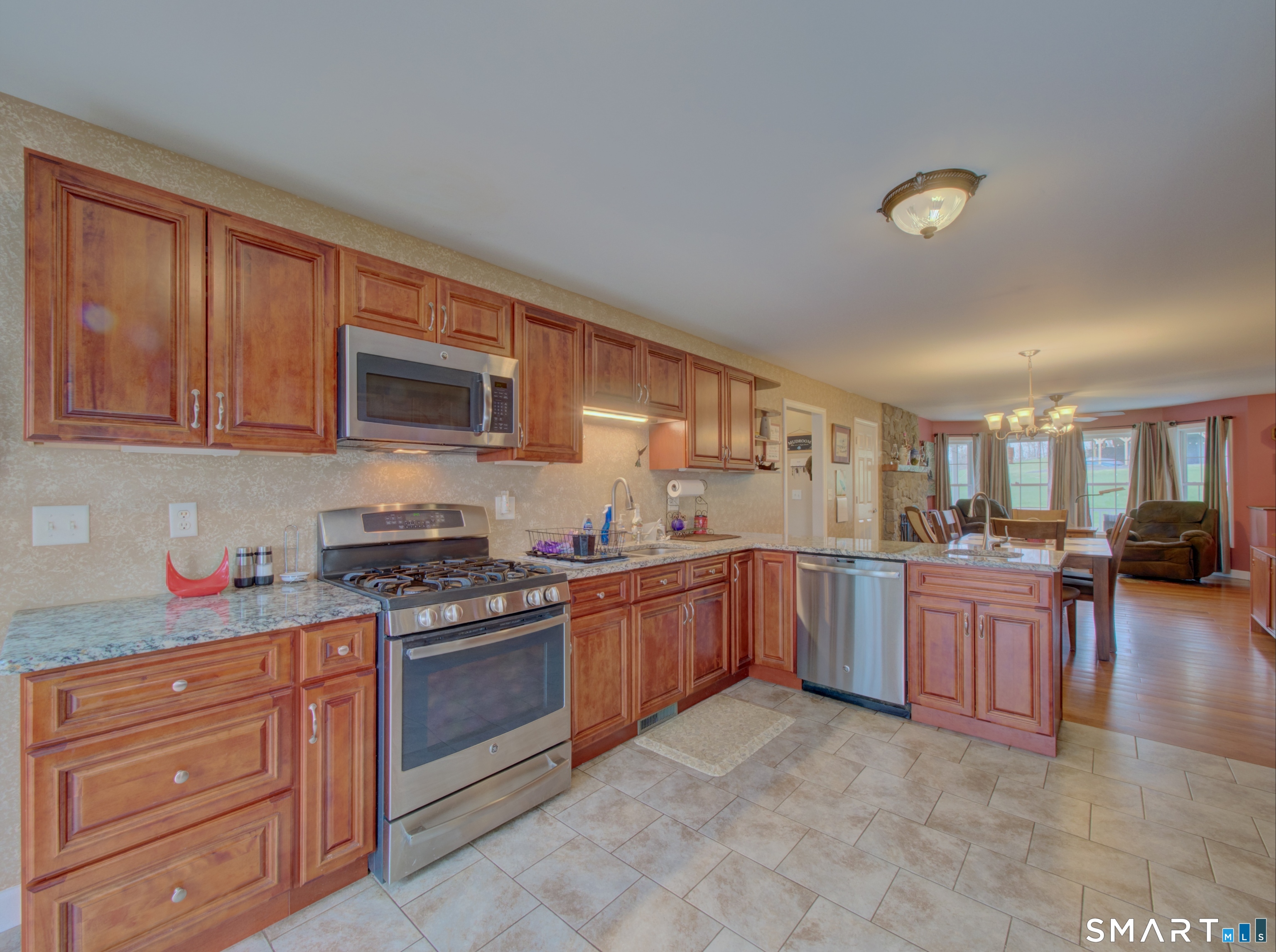 592 Ference Road Ashford, CT 06278 - Photo 11 of 33
