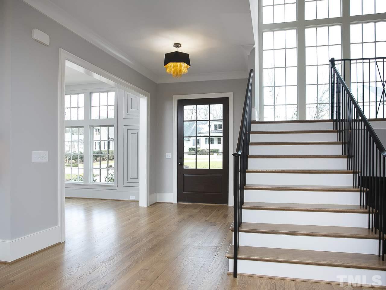 511 Chesterfield Road Raleigh, NC 27608 - Photo 2 of 30