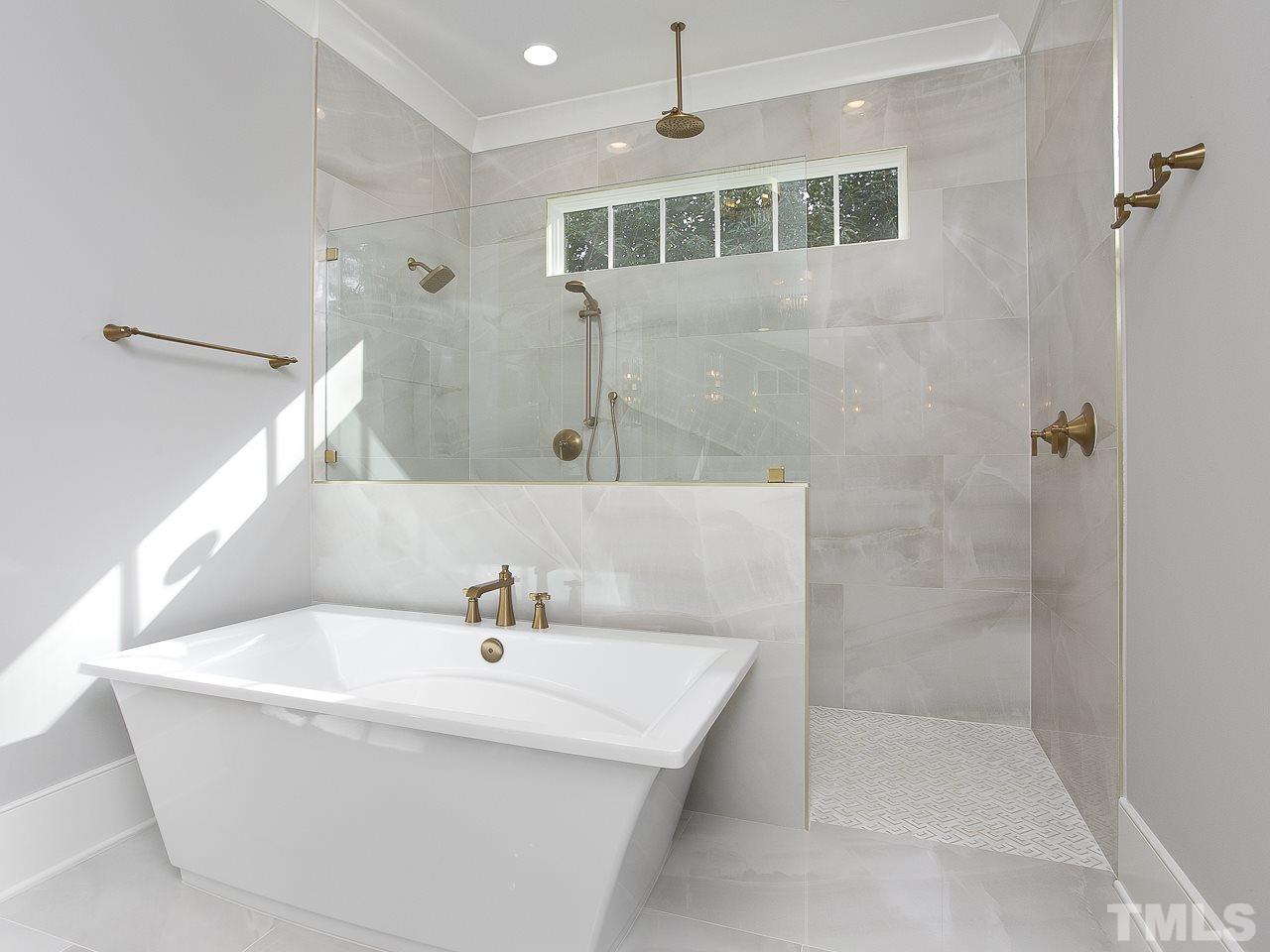 511 Chesterfield Road Raleigh, NC 27608 - Photo 14 of 30