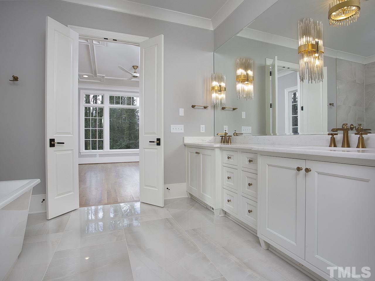 511 Chesterfield Road Raleigh, NC 27608 - Photo 15 of 30