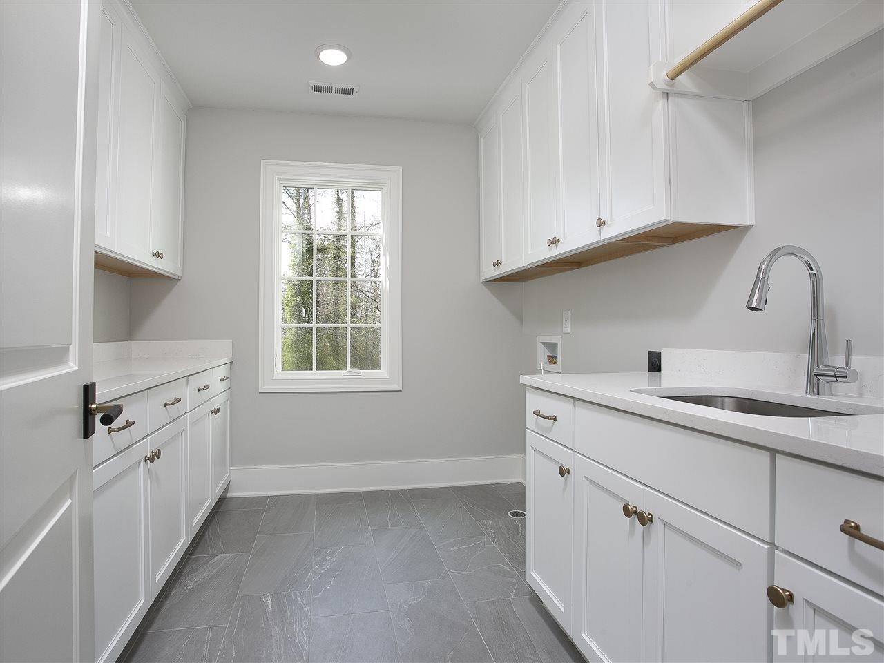 511 Chesterfield Road Raleigh, NC 27608 - Photo 18 of 30