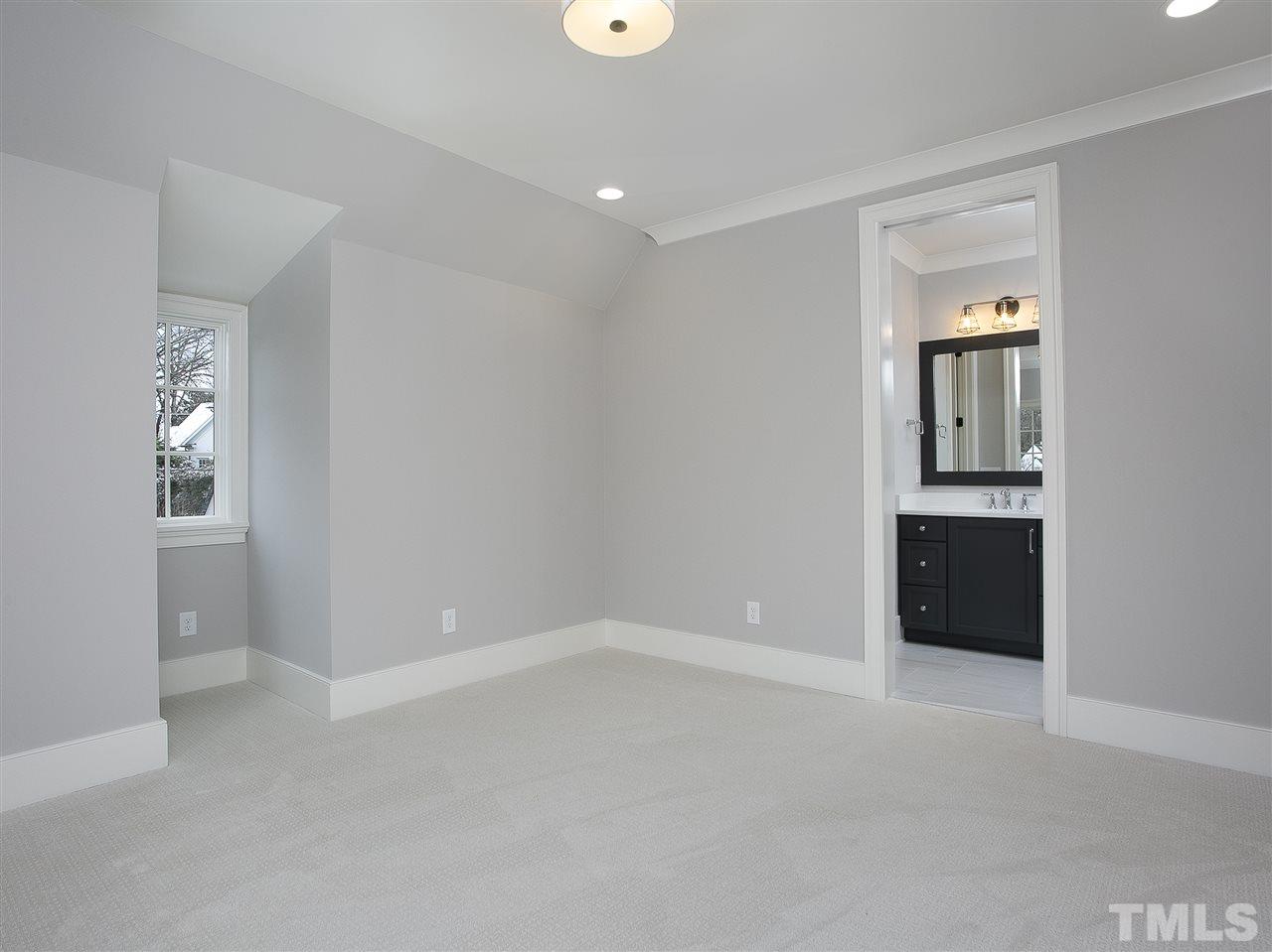 511 Chesterfield Road Raleigh, NC 27608 - Photo 19 of 30