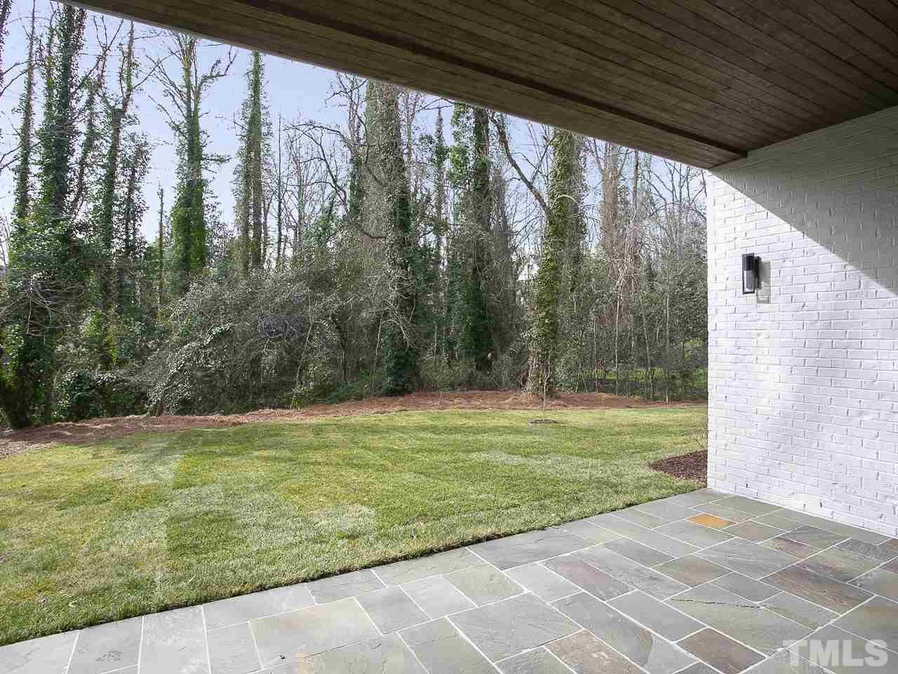 511 Chesterfield Road Raleigh, NC 27608 - Photo 28 of 30