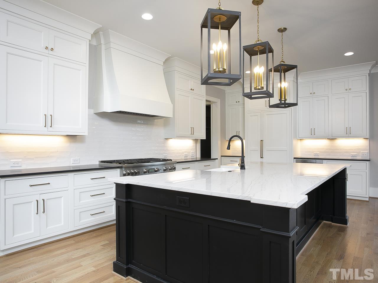 511 Chesterfield Road Raleigh, NC 27608 - Photo 7 of 30