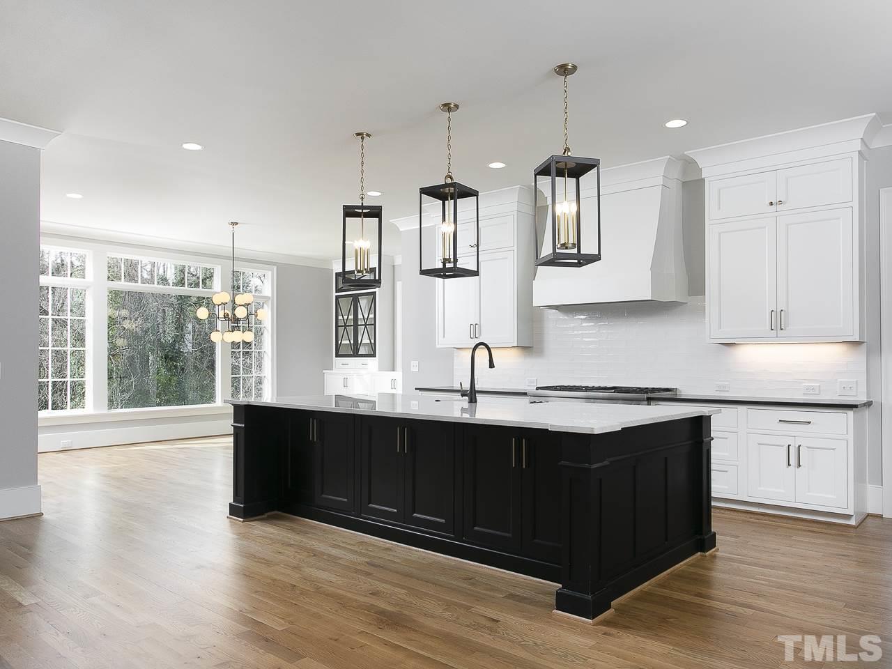 511 Chesterfield Road Raleigh, NC 27608 - Photo 9 of 30