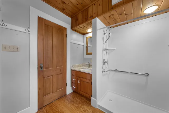 $419,900 | W61N669 North Mequon Avenue, Cedarburg, WI 53012