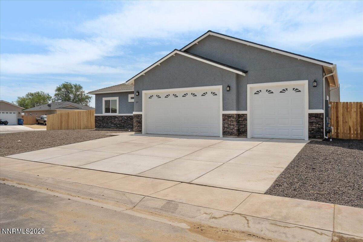 882 Great Basin Lane Fallon, NV 89406 - Photo 4 of 49 03-105 Toiyabe Lane Fallon NV 89406-3