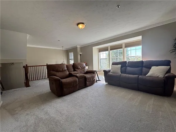 $329,000 | 2006 Overlook Court, Canonsburg, PA 15317