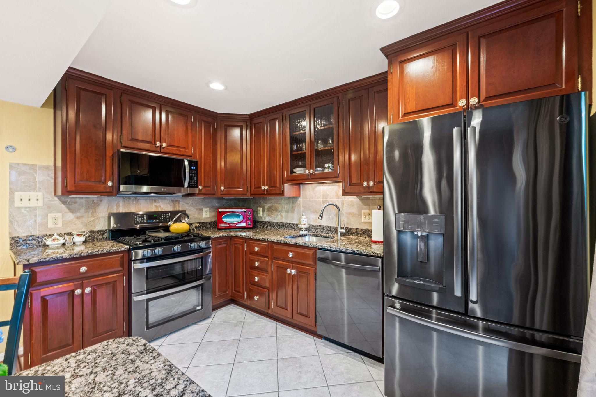 6813 Landor Lane Springfield, VA 22152 - Photo 19 of 60