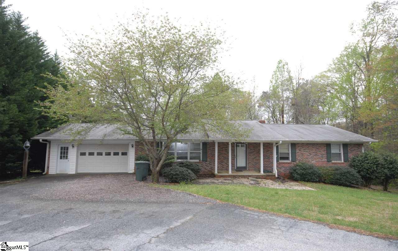 100 Maple Avenue Seneca, SC 29678 - Photo 1 of 32 Gallery Image 1