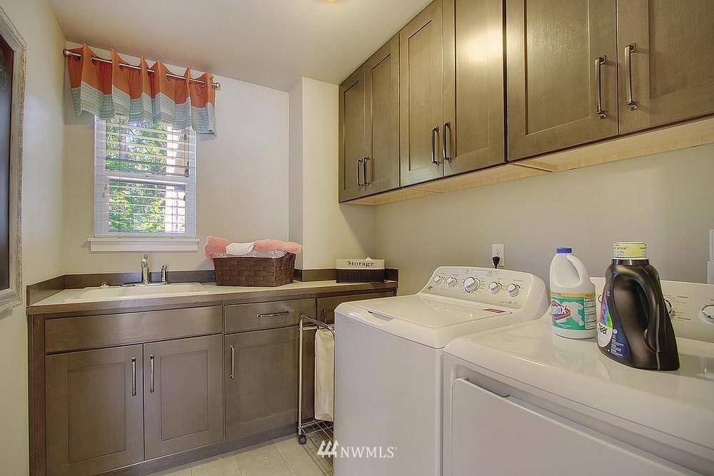 23218 13th Avenue Southeast, Unit 6 Bothell, WA 98021 - Photo 14 of 16