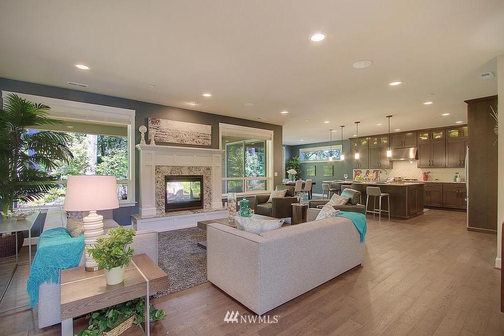 23218 13th Avenue Southeast, Unit 6 Bothell, WA 98021 - Photo 5 of 16