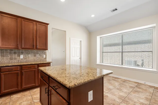 $320,000 | 20706 Oakhurst Creek Drive, Porter, TX 77365