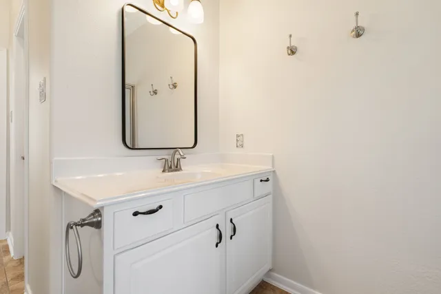 $320,000 | 20706 Oakhurst Creek Drive, Porter, TX 77365