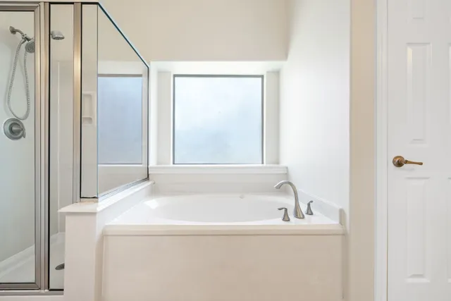 $320,000 | 20706 Oakhurst Creek Drive, Porter, TX 77365