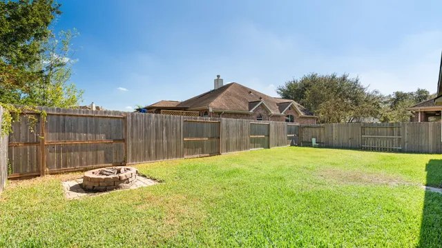$320,000 | 20706 Oakhurst Creek Drive, Porter, TX 77365