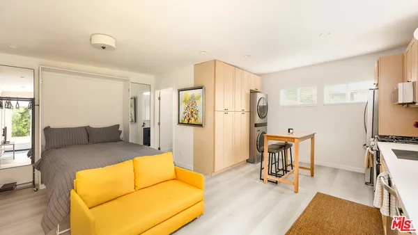 $1,599,000 | 5120 Willowcrest Avenue, North Hollywood, CA 91601