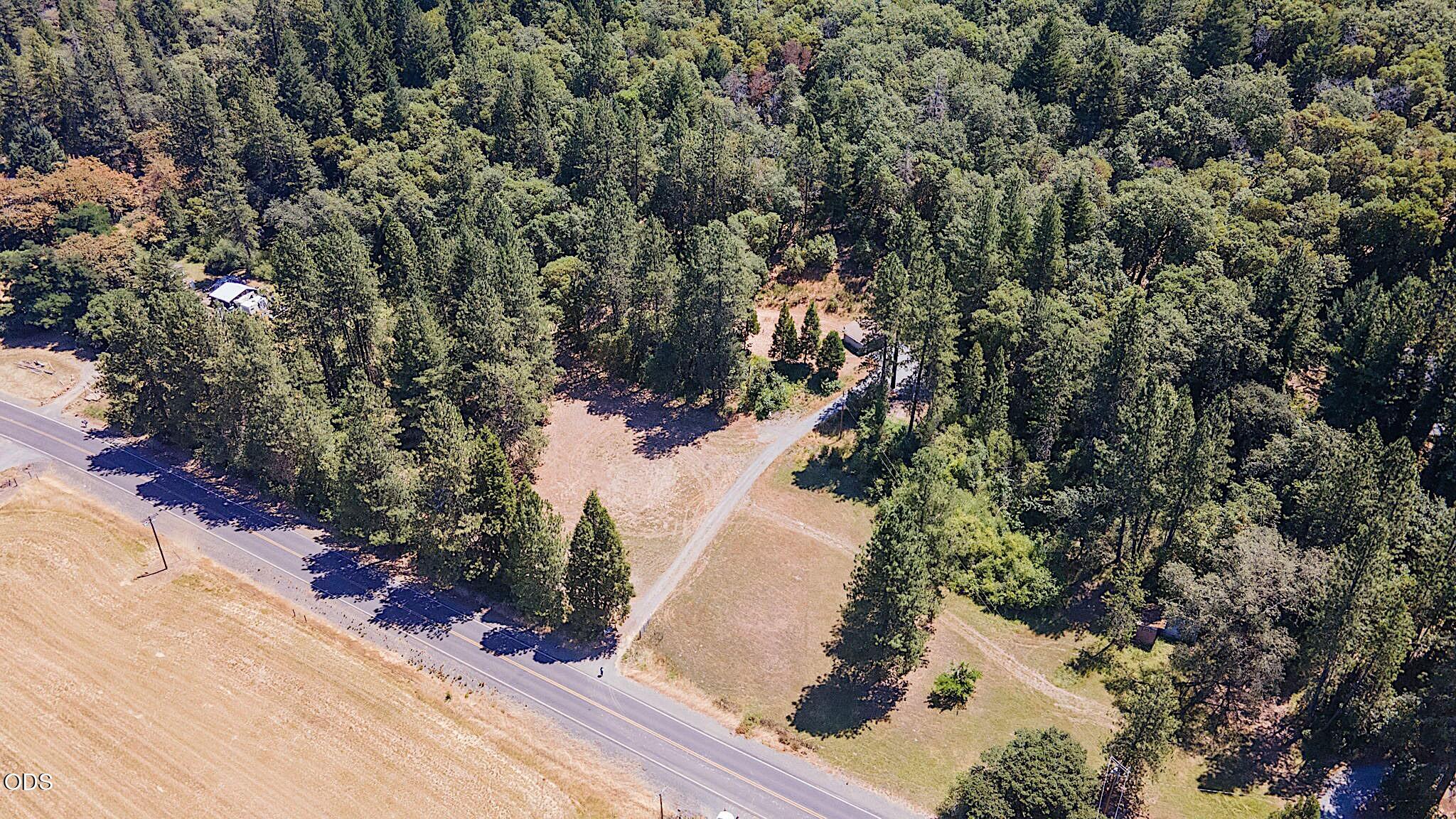 11230 Lower River Road Grants Pass, OR 97526 - Photo 2 of 29