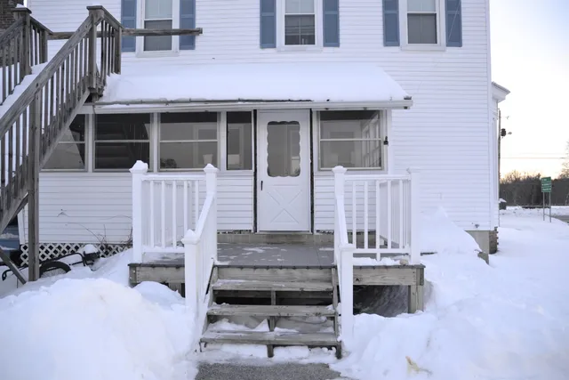 $1,400 | 18 Manning Hill Road, Unit A, Winchester, NH 03470