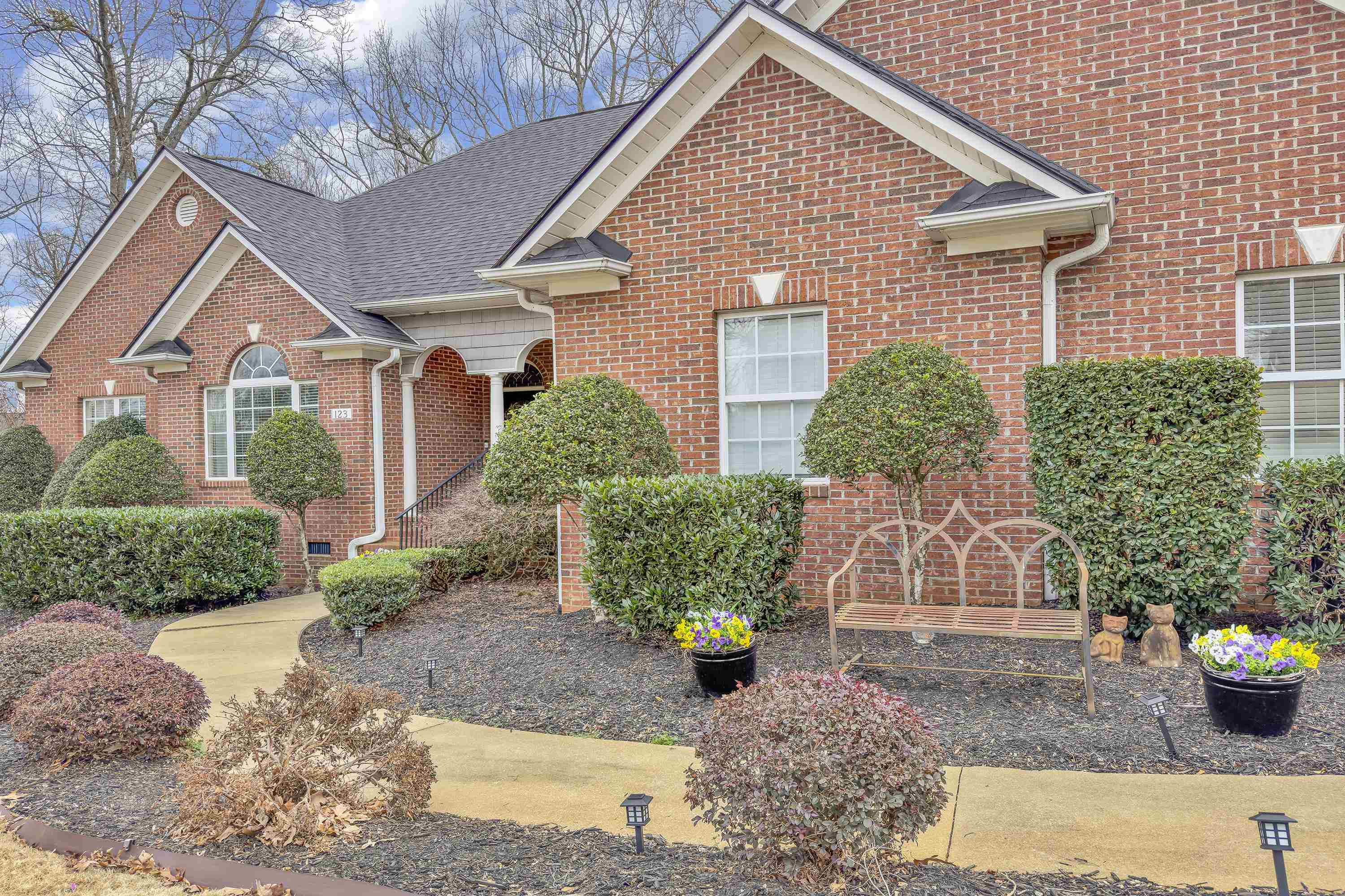 123 North Woodfin Ridge Drive Inman, SC 29349 - Photo 2 of 45