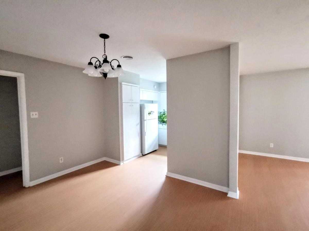 5527 Darnell Street Houston, TX 77096 - Photo 11 of 30