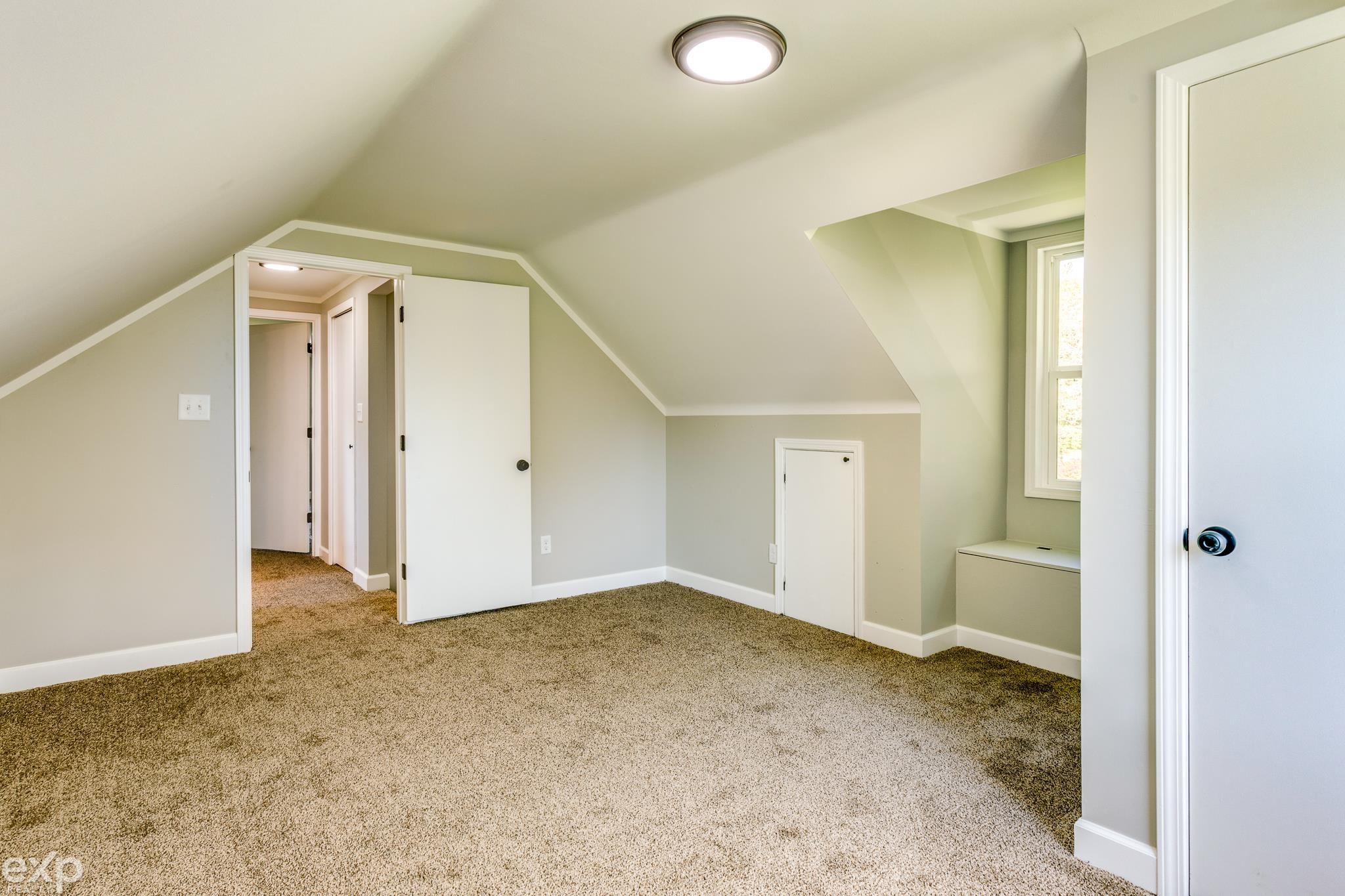 13111 Tibbets Road Memphis, MI 48041 - Photo 9 of 36 50124276-8.JPG
