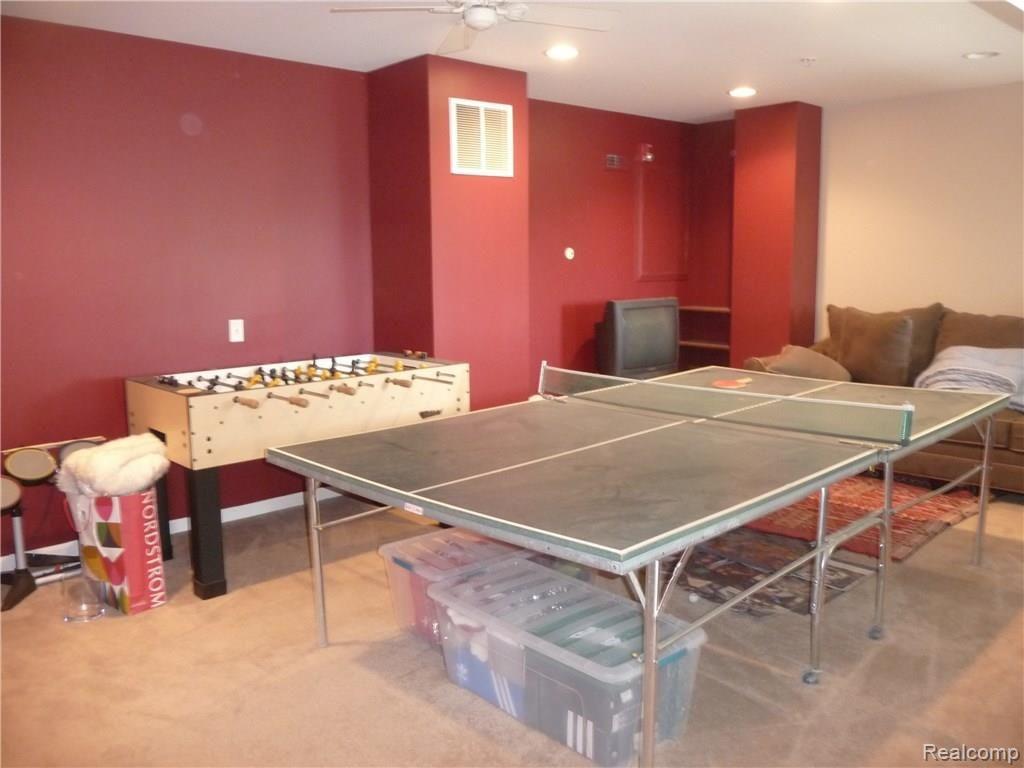 1147 Beaver Run Troy, MI 48083 - Photo 23 of 30