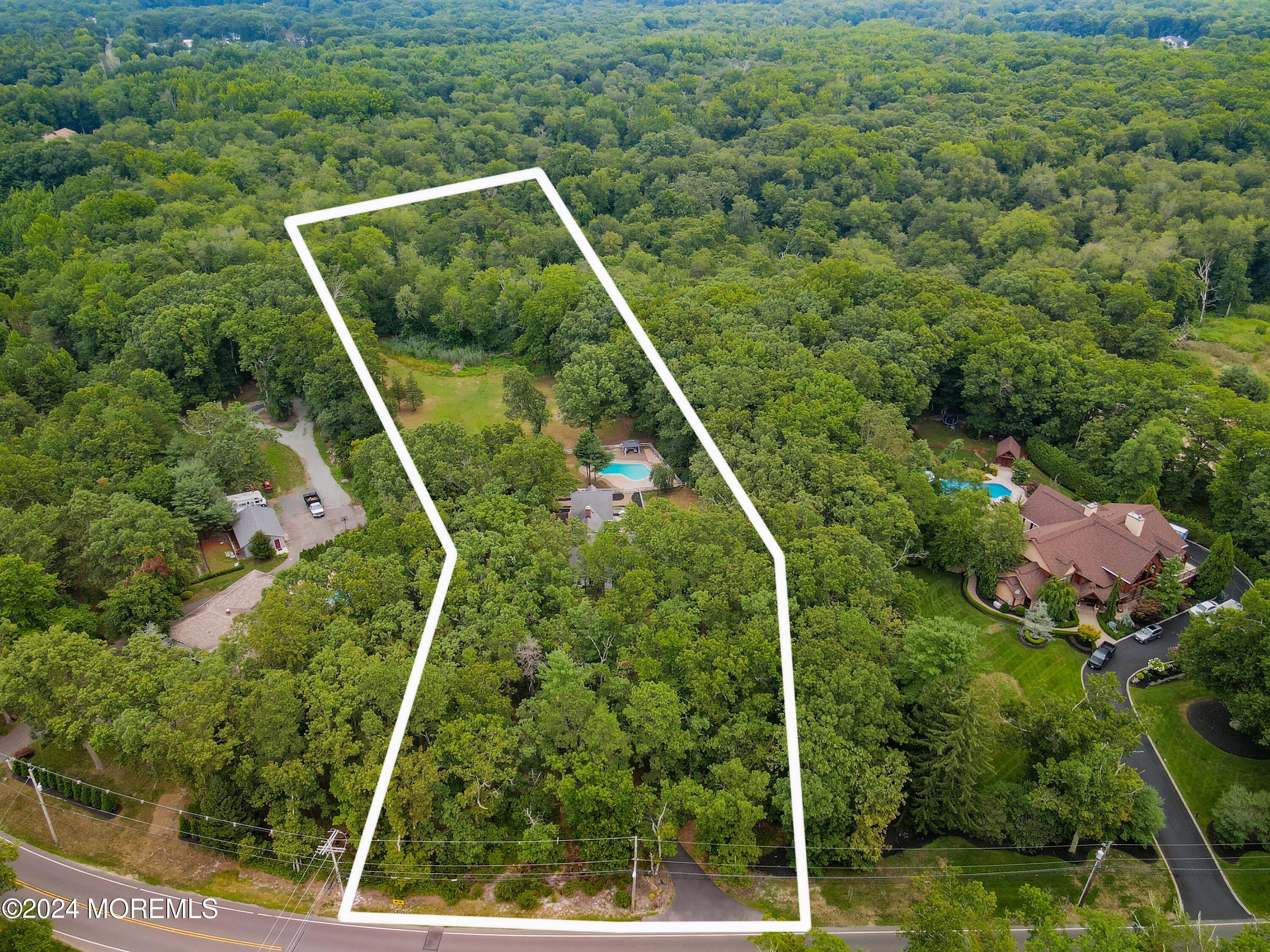 211 Georgia Road Freehold, NJ 07728 - Photo 39 of 41 DJI_0894_5_6_7_8_2 (1)