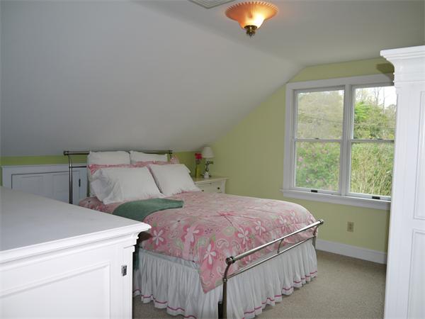 68 Acushnet Road Mattapoisett, MA 02739 - Photo 11 of 20 Gallery Image 11