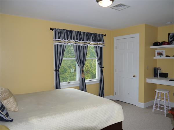 68 Acushnet Road Mattapoisett, MA 02739 - Photo 12 of 20 Gallery Image 12