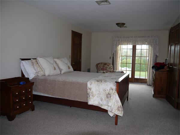 68 Acushnet Road Mattapoisett, MA 02739 - Photo 9 of 20 Gallery Image 9